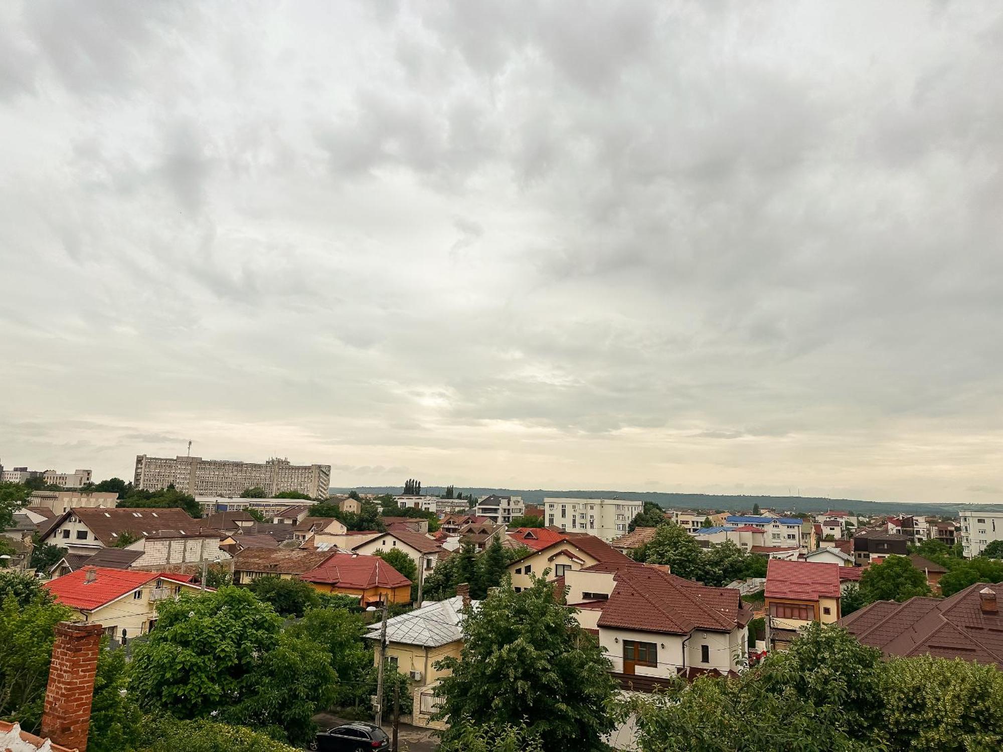 The Royal - Studio With Balcony & Panoramic View Craiova Exterior foto